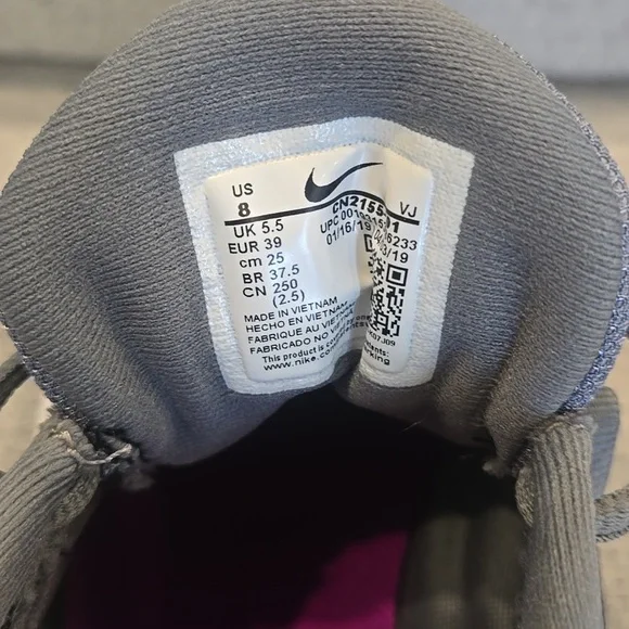 Nike Gray and Blue Women's Shoes - Picture 5 of 6